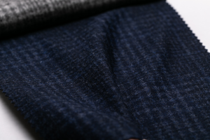 Ermenegildo Zegna 14 MILMIL 14 オーダースーツ生地 イタリア製 秋冬 チェック柄 ウール89％ シルク6％ カシミヤ5％